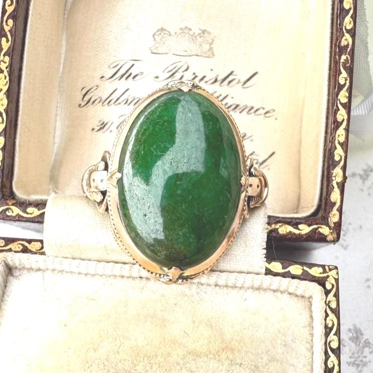 Art Deco 14ct Gold Jade Cabochon Ring. Deep Emerald Green 12ct Jade Cabochon Statement Ring. Ornate Antique Chinese Export Ring Size R/8.5