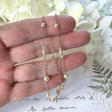 Load image into Gallery viewer, Antique 9ct Gold Pearl Station Necklace. Edwardian Graduated Natural Pearl Chain Choker Necklace. Yellow Gold Tin Cup Pearl Necklace
