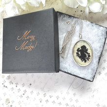Carica l&#39;immagine nel visualizzatore di Gallery, Antique Austrian Silver Victorian Cross Stitch Cherub Pendant Necklace
