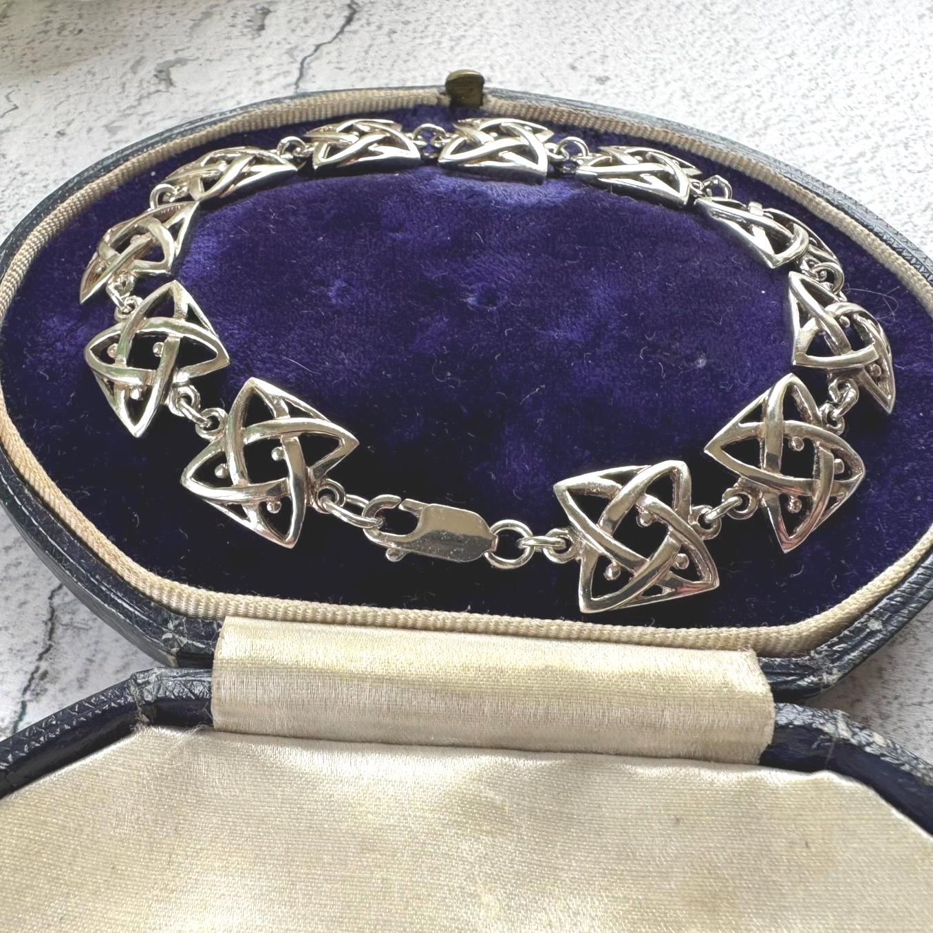 Vintage Sterling Silver Celtic Shield Knot Bracelet. Celtic Infinity Eternity Amulet Bracelet. Solid Silver Fancy Link Panel Bracelet