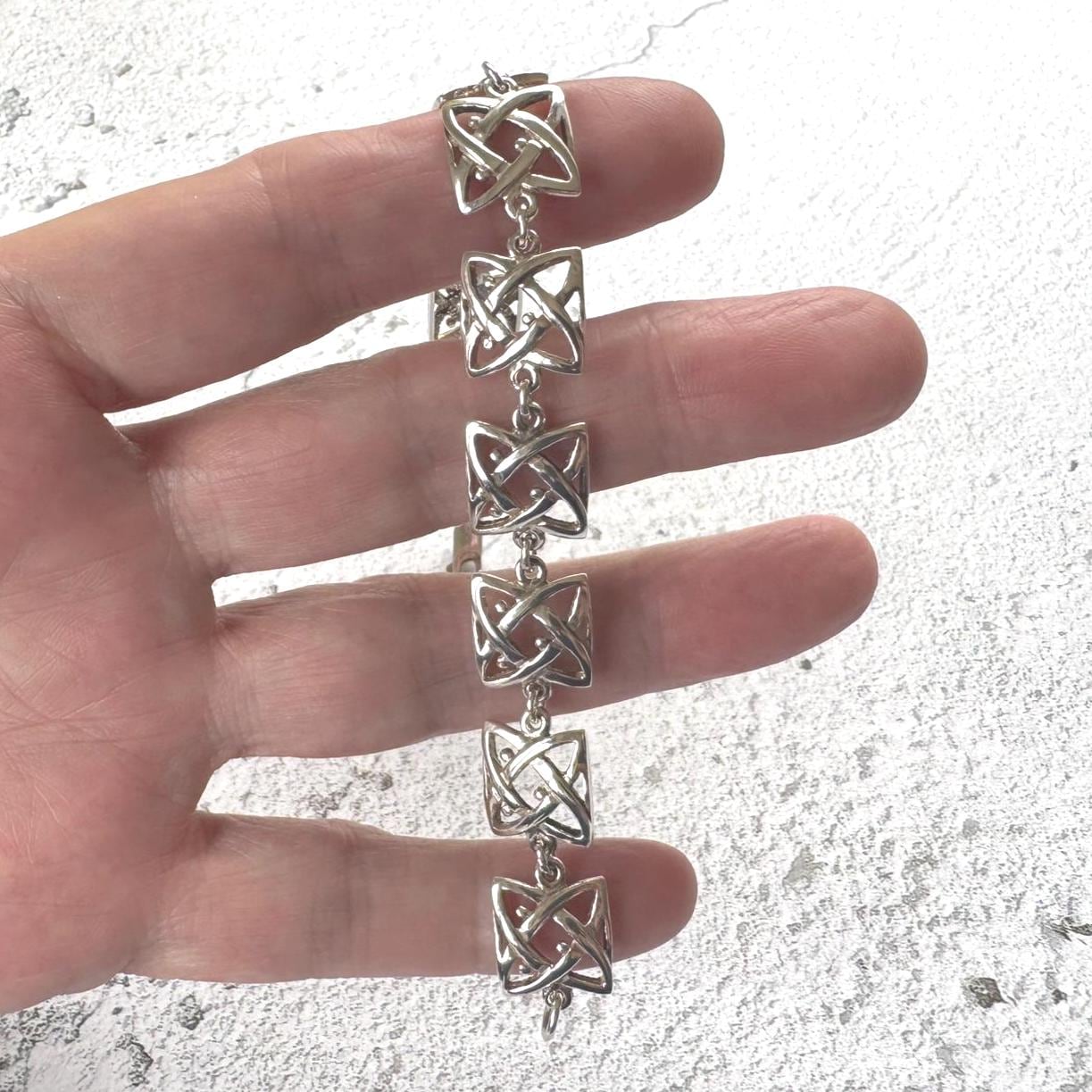 Vintage Sterling Silver Celtic Shield Knot Bracelet. Celtic Infinity Eternity Amulet Bracelet. Solid Silver Fancy Link Panel Bracelet