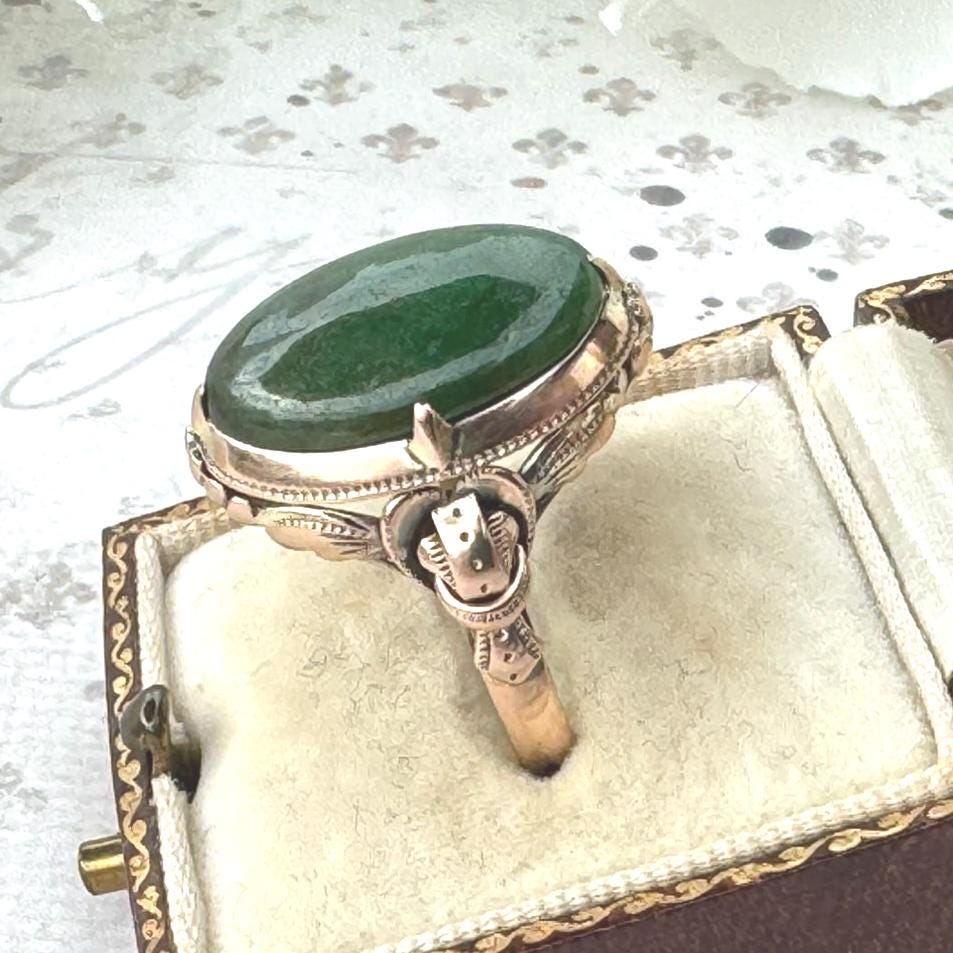Art Deco 14ct Gold Jade Cabochon Ring. Deep Emerald Green 12ct Jade Cabochon Statement Ring. Ornate Antique Chinese Export Ring Size R/8.5