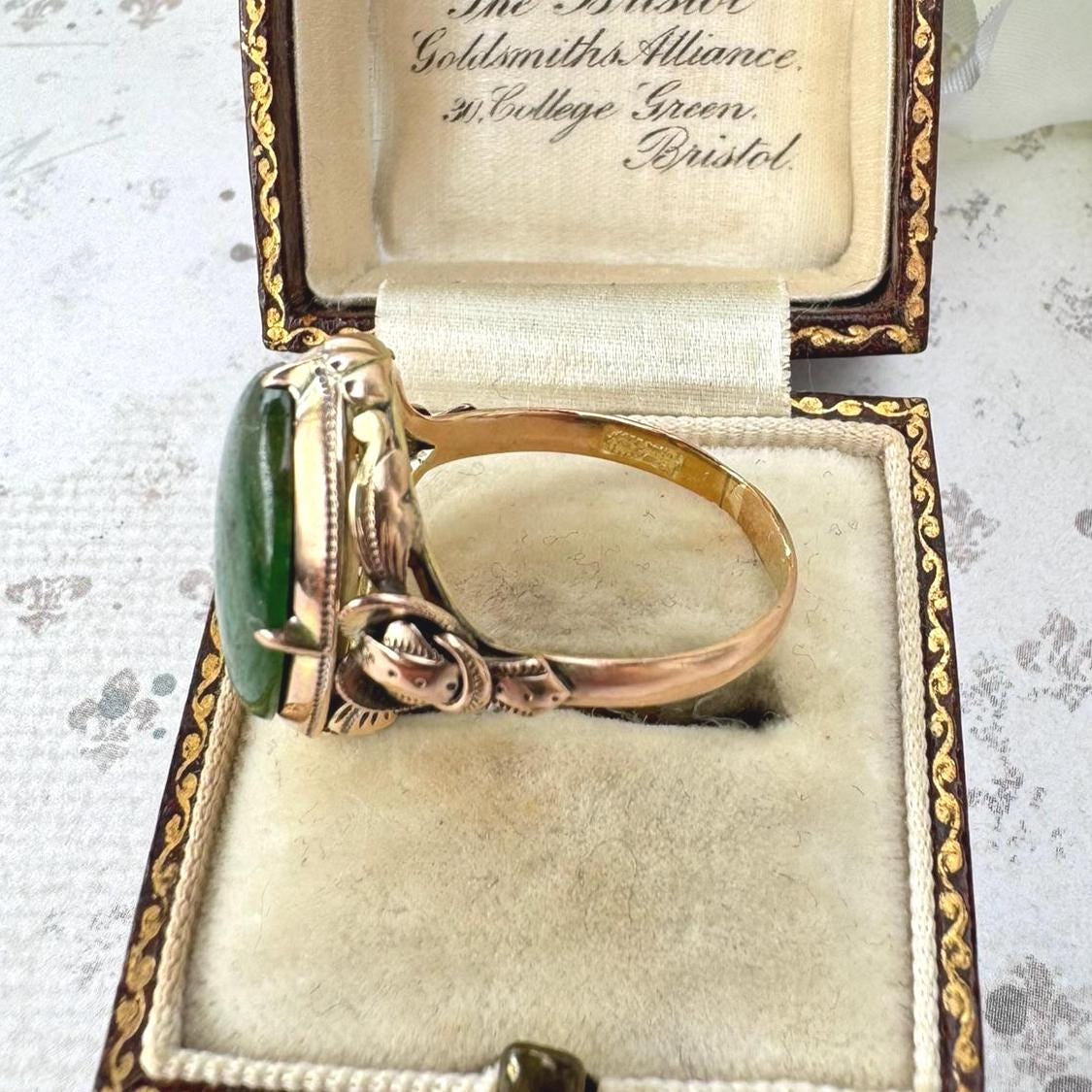 Art Deco 14ct Gold Jade Cabochon Ring. Deep Emerald Green 12ct Jade Cabochon Statement Ring. Ornate Antique Chinese Export Ring Size R/8.5
