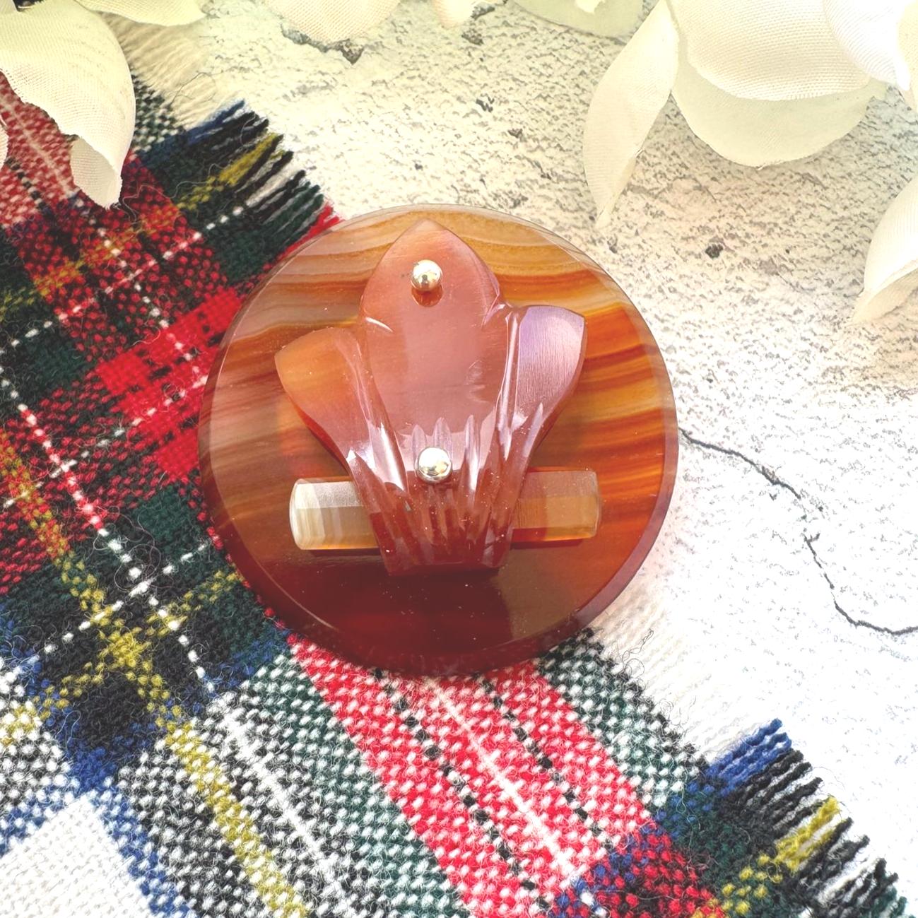 Victorian Scottish Agate Fleur-de-Lis Brooch - Sterling Silver, 1870