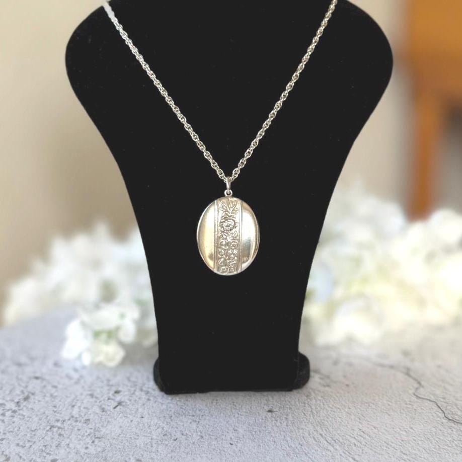 Vintage Edwardian Style Large Oval Locket & Rope Chain: Art Nouveau Sterling Silver Keepsake-Photo Pendant Necklace