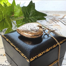 Cargar imagen en el visor de la galería, Antique Victorian 9ct Gold Floral Engraved Heart Shaped Locket Necklace

