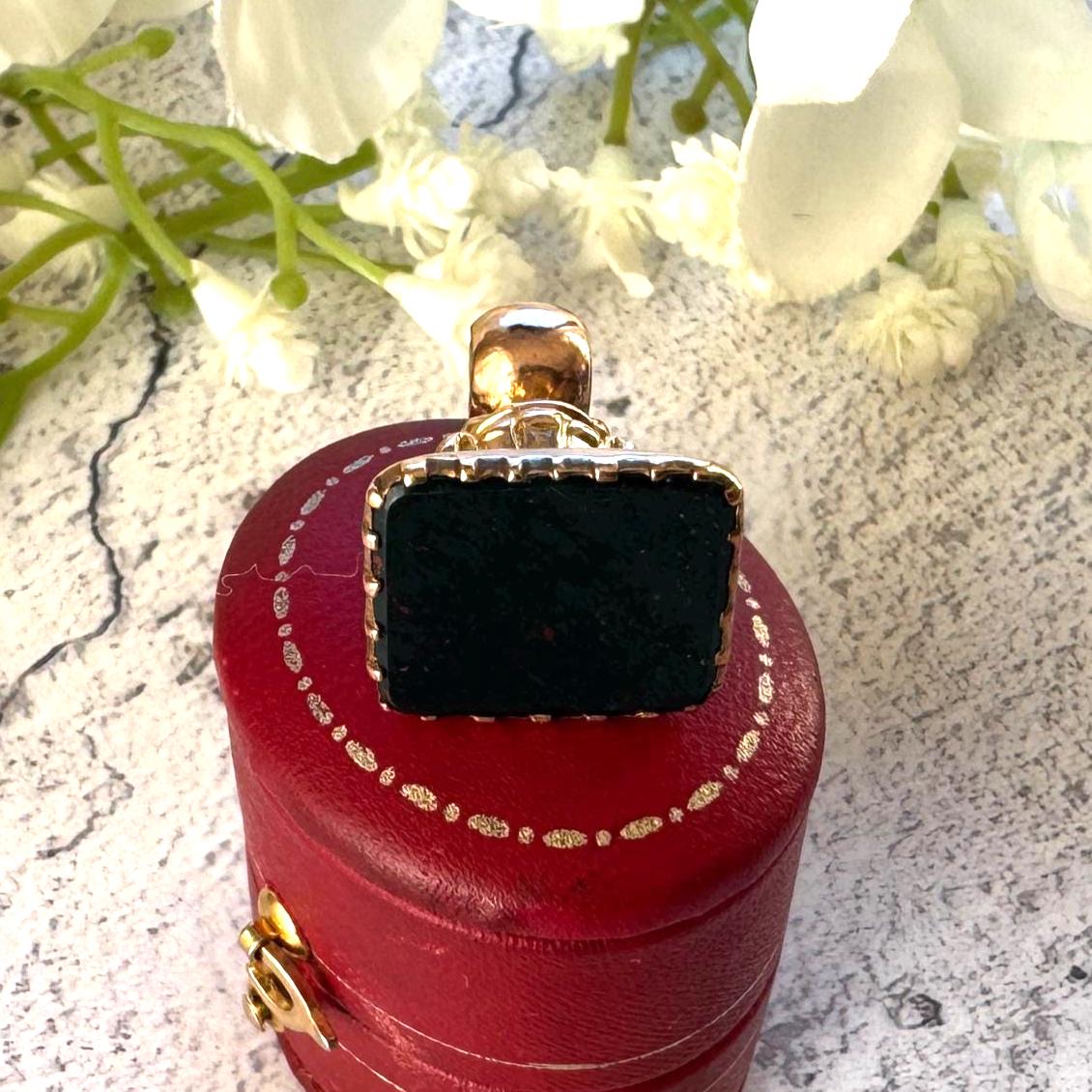 Georgian 15ct Gold Bloodstone Seal Fob Pendant. Antique Neoclassical Jewellery