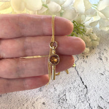 Cargar imagen en el visor de la galería, Antique Victorian 9ct Gold Scottish Citrine &amp; Bloodstone Watch Key Pendant Charm: Optional Chain
