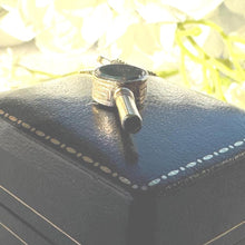 Cargar imagen en el visor de la galería, Antique Victorian 9ct Gold Scottish Citrine &amp; Bloodstone Watch Key Pendant Charm: Optional Chain
