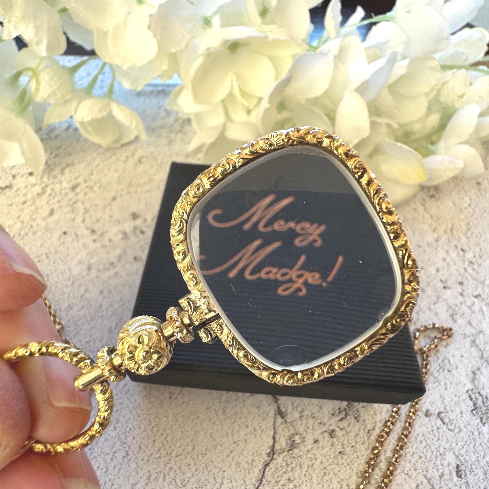 Antique Georgian 18ct Gold Magnifying Quizzing Glass Pendant