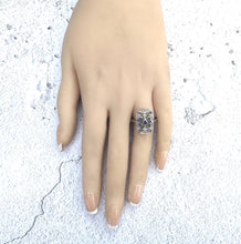 Load image into Gallery viewer, Antique 18ct White Gold Diamond &amp; Sapphire Cluster Ring
