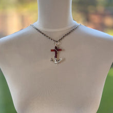 Charger l'image dans la galerie, Victorian Scottish Banded Agate Cross &amp; Fouled Anchor Silver Brooch
