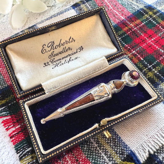 Vintage Scottish Silver Amethyst & Agate Sgian Dubh Brooch: Traditional Scottish Pebble Jewellery