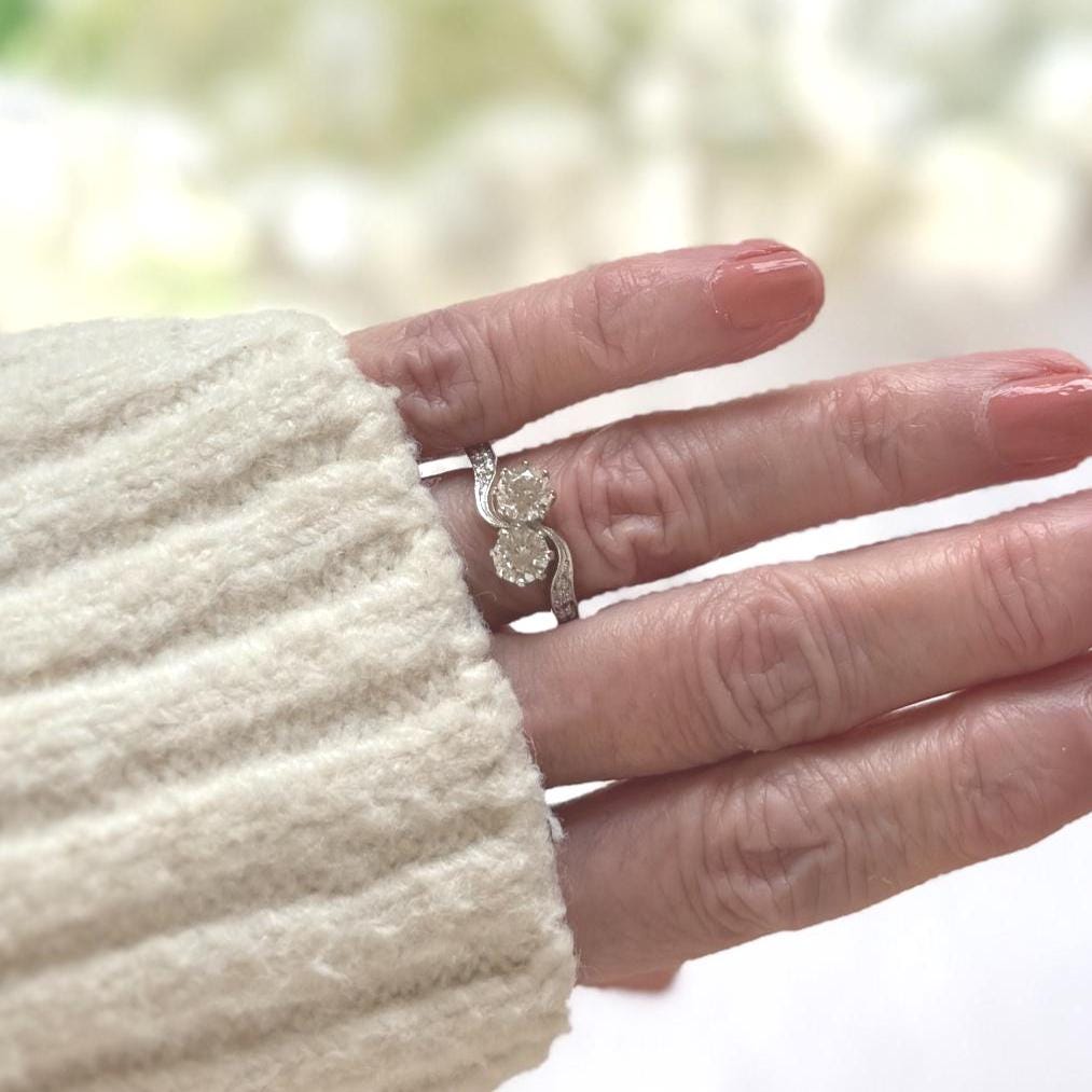 Vintage 9ct Gold Toi Et Moi White Zircon Bypass Ring