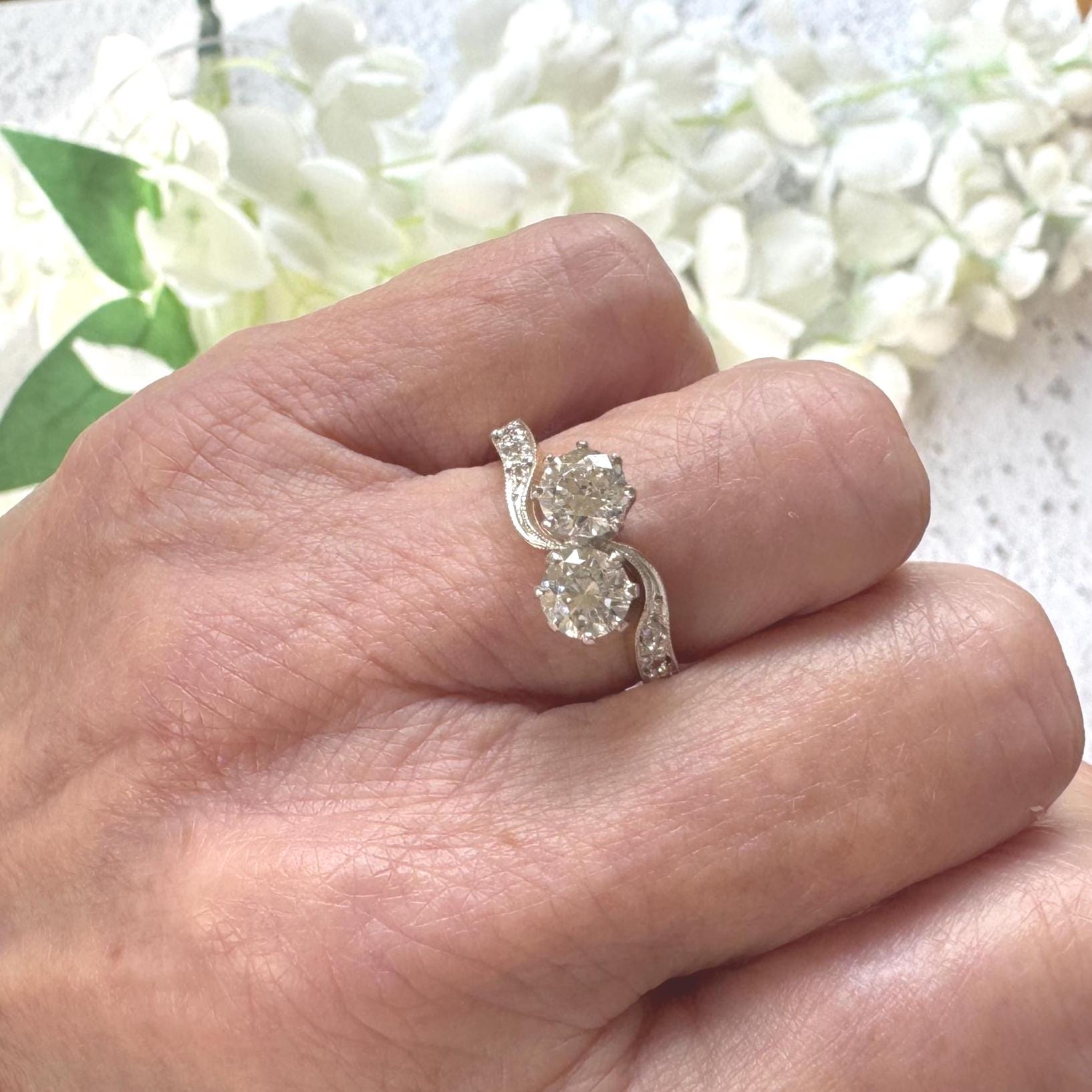 Vintage 9ct Gold Toi Et Moi White Zircon Bypass Ring