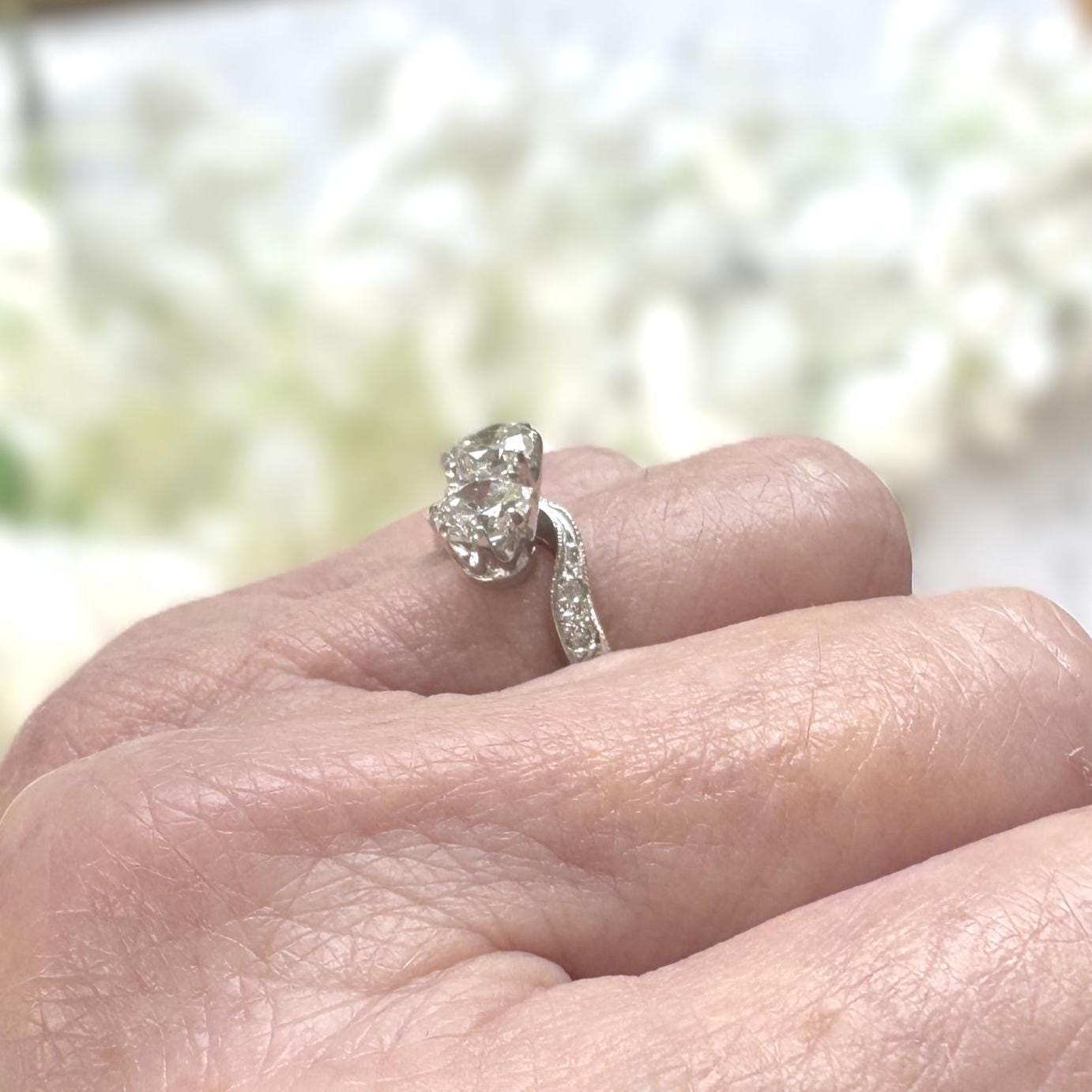 Vintage 9ct Gold Toi Et Moi White Zircon Bypass Ring