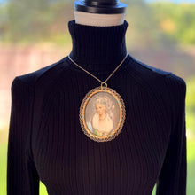 Load image into Gallery viewer, Georgian Signed Portrait Miniature of a Lady, Ormolu Pendant Frame, Cased
