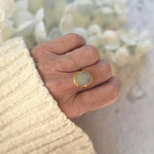 Cargar imagen en el visor de la galería, Antique Natural Opal Oval Solitaire 18ct Yellow Gold Ring: Victorian Ring Size R/8.75
