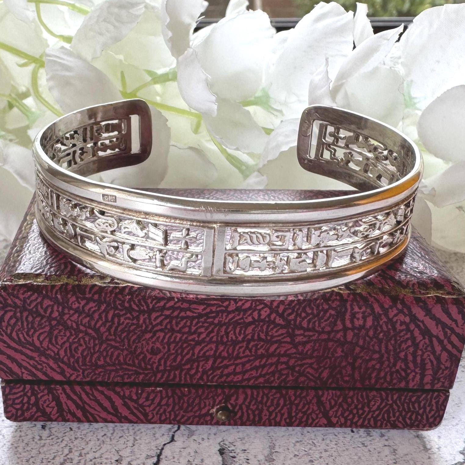 Vintage Sterling Silver Egyptian Hieroglyphic Bangle