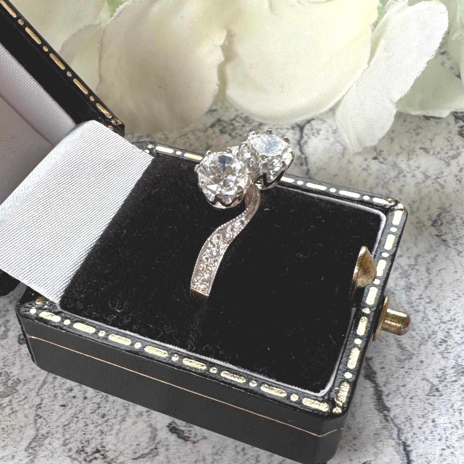 Vintage 9ct Gold Toi Et Moi White Zircon Bypass Ring