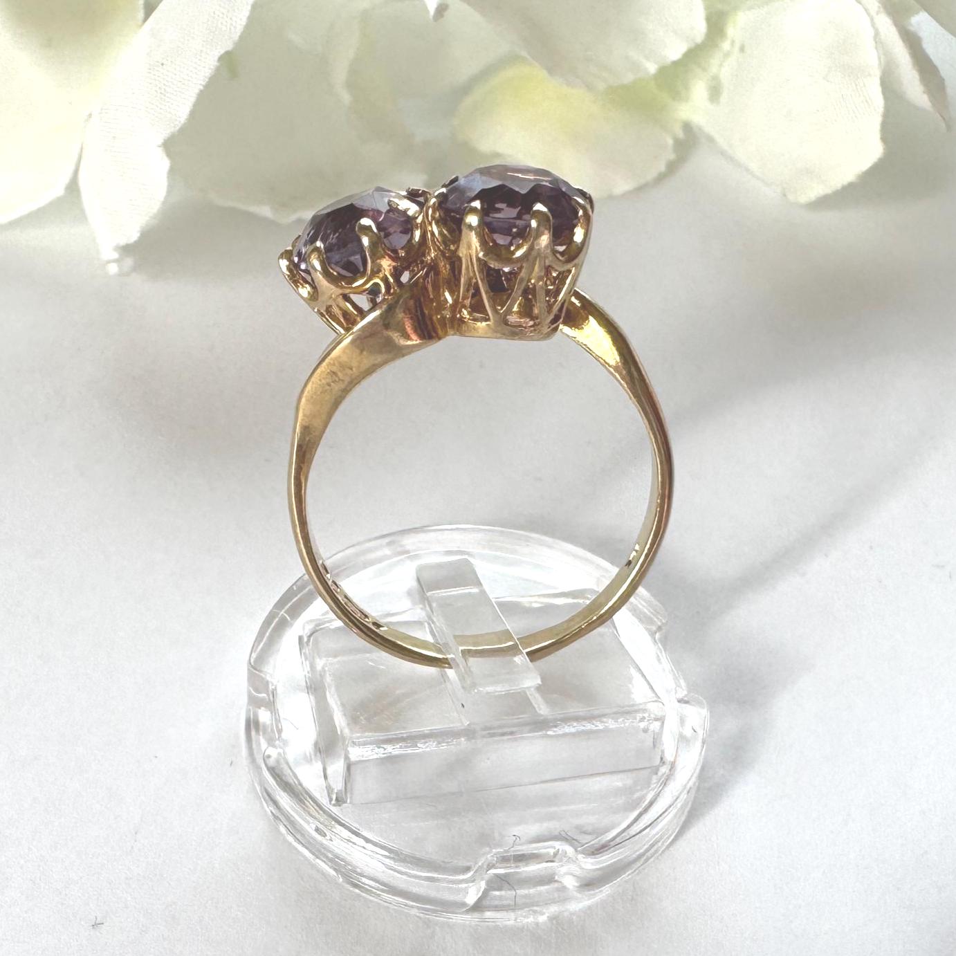 Vintage 9ct Gold Amethyst Toi et Moi Ring, 1966. Two Stone Bypass Engagement Ring