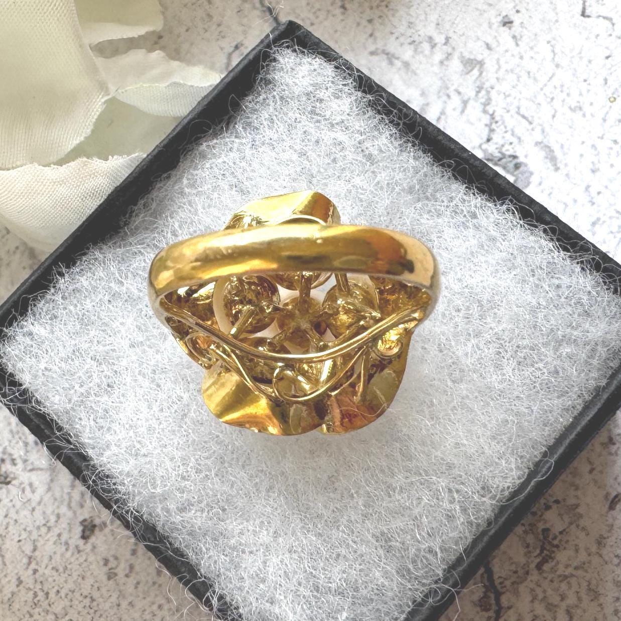 1970s 14ct Gold Pearl Cluster Ring: Mid-Century High Dome Flower Design (Boxed)
