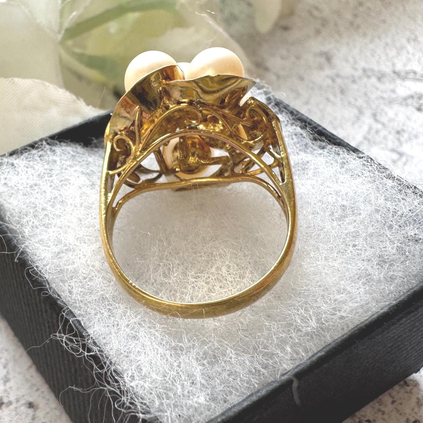 1970s 14ct Gold Pearl Cluster Ring: Mid-Century High Dome Flower Design (Boxed)