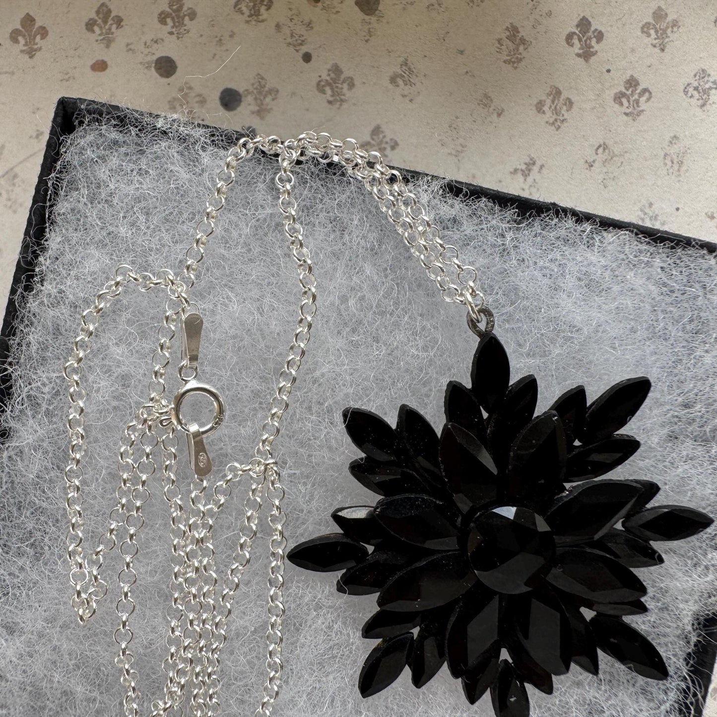 Antique Georgian Black Vauxhall Glass Flower Pendant Necklace: Rare English Regency Jewellery