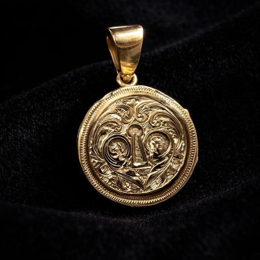 Antique Victorian 9ct Gold Locked Heart Locket Pendant