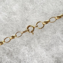 Lade das Bild in den Galerie-Viewer, Vintage 9ct Gold Oval Belcher Link 27" Long Chain Necklace: London 1983 Hallmarks
