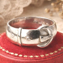 Charger l'image dans la galerie, Antique English Silver Wide Band Buckle Ring, 1901 Hallmarks

