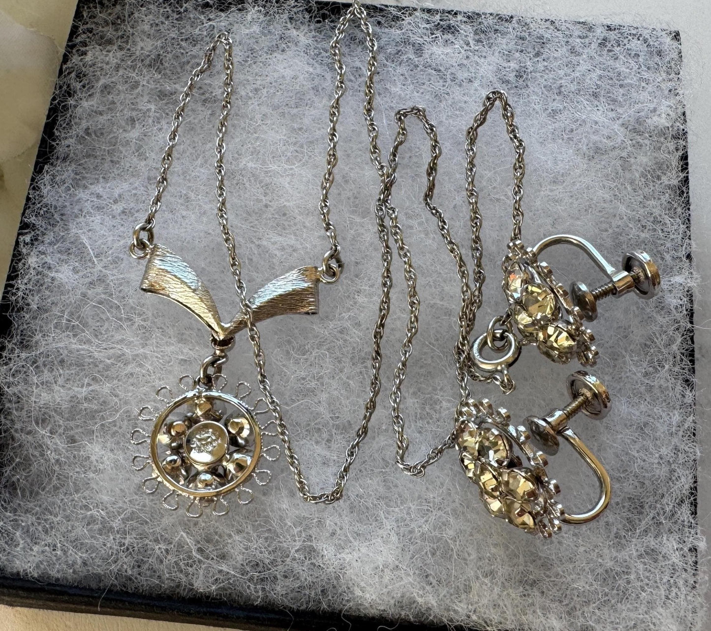 1940s Art Deco Sterling Silver Crystal Pendant Necklace Earrings Set: Star-Art, New York