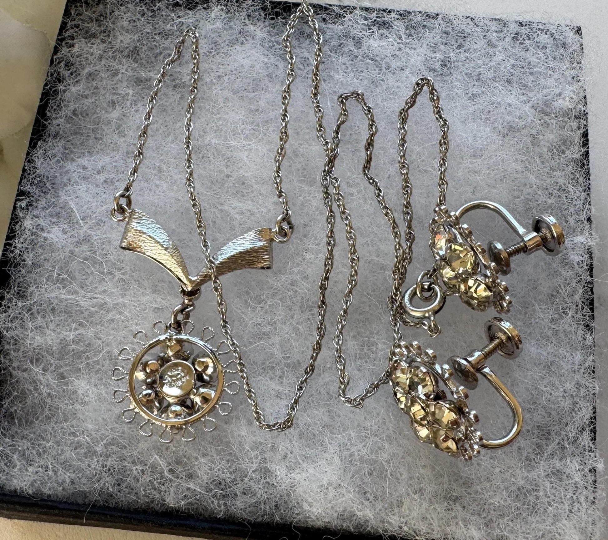 1940s Art Deco Sterling Silver Crystal Pendant Necklace Earrings Set: Star-Art, New York