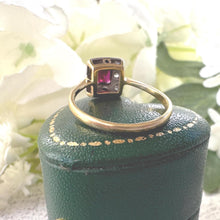 Carica l'immagine nel visualizzatore di Gallery, Art Deco Square-Cut Ruby &amp; Diamond Cluster Halo Ring in 18ct Gold and Platinum
