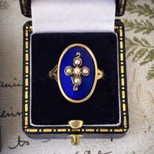 Carica l'immagine nel visualizzatore di Gallery, Antique Victorian 15ct Gold &amp; Blue Enamel Glass Mourning Cross Ring
