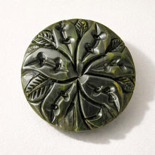 Charger l'image dans la galerie, Huge 1930s Deep Carved Bakelite Flower Brooch
