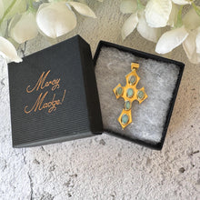 画像をギャラリービューアに読み込む, Vintage 9ct Gold Opal Gothic Cross Pendant, Millennium Hallmarked
