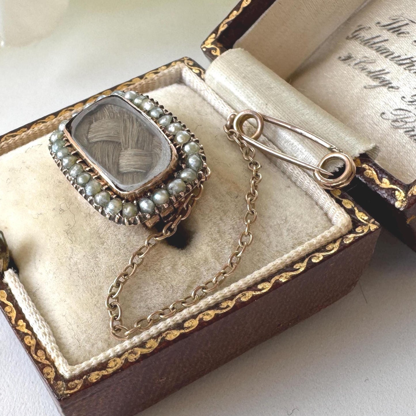 Antique Georgian 9ct Gold & Pearl Mourning Cravat Pin with Hairwork Compartment