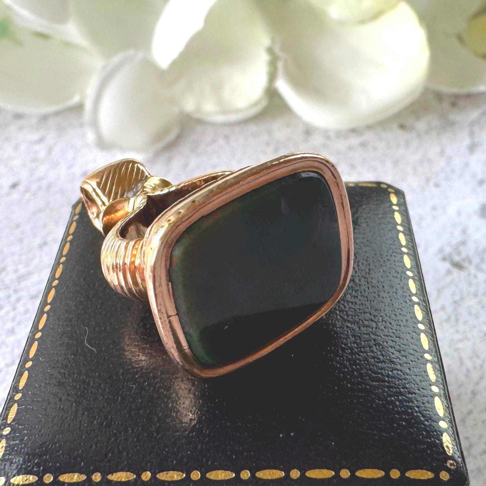 Antique Georgian Gold Cased Bloodstone Seal Fob Pendant. Circa 1790