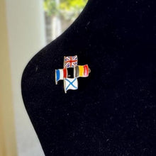 Carica l'immagine nel visualizzatore di Gallery, Rare WW1 Allies Sweetheart Brooch Russia Included 1914-1917: Sterling Silver Enamel Antique Military Pin
