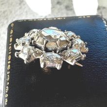 Carica l'immagine nel visualizzatore di Gallery, Georgian Rose Cut Diamond Daisy Halo Brooch, 18ct Gold, Foiled Diamonds
