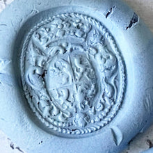 Charger l'image dans la galerie, Rare Georgian Silver Triple Intaglio Seal Spinner Fob, Baron Löwen c1730
