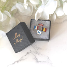 Carica l'immagine nel visualizzatore di Gallery, Rare WW1 Allies Sweetheart Brooch Russia Included 1914-1917: Sterling Silver Enamel Antique Military Pin
