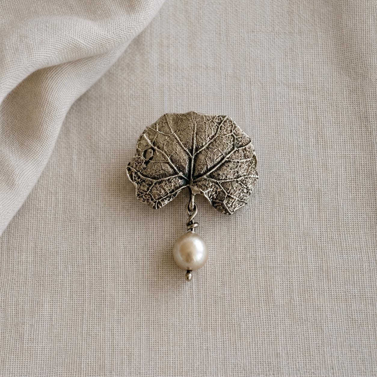 Vintage Sterling Silver & Pearl Water Lily Leaf Pendant Necklace. Art Nouveau Style Convertible Brooch