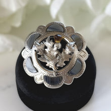 Charger l'image dans la galerie, Antique Victorian Scottish Agate Citrine Thistle Brooch, Sterling Silver Pebble Jewellery c1900

