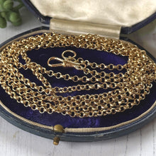 Carica l'immagine nel visualizzatore di Gallery, Antique Victorian 18ct Rolled Gold Guard Chain. 135cm Belcher Link Muff Chain/Sautoir Necklace

