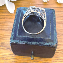 Carica l'immagine nel visualizzatore di Gallery, Art Deco Toi et Moi Diamond Ring 2.00ct Matched Old European Cut Diamonds Platinum Antique Engagement Ring
