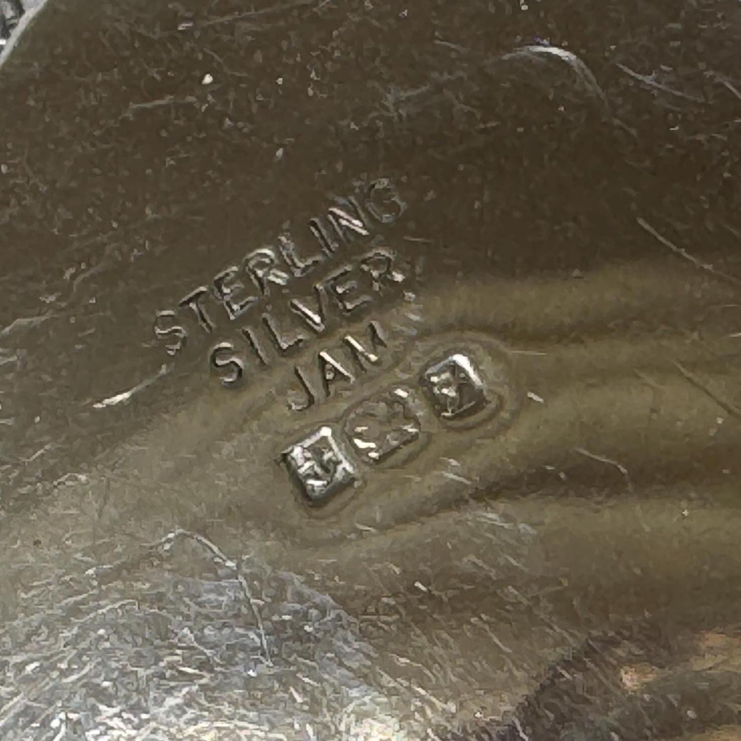 Vintage Sterling Silver Locket Necklace, Birmingham 1980, Engraved Floral Star, Scalloped Edge Pendant