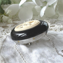 Charger l'image dans la galerie, Antique Victorian Whitby Jet Brooch with Carved Lovebirds Panel c1860
