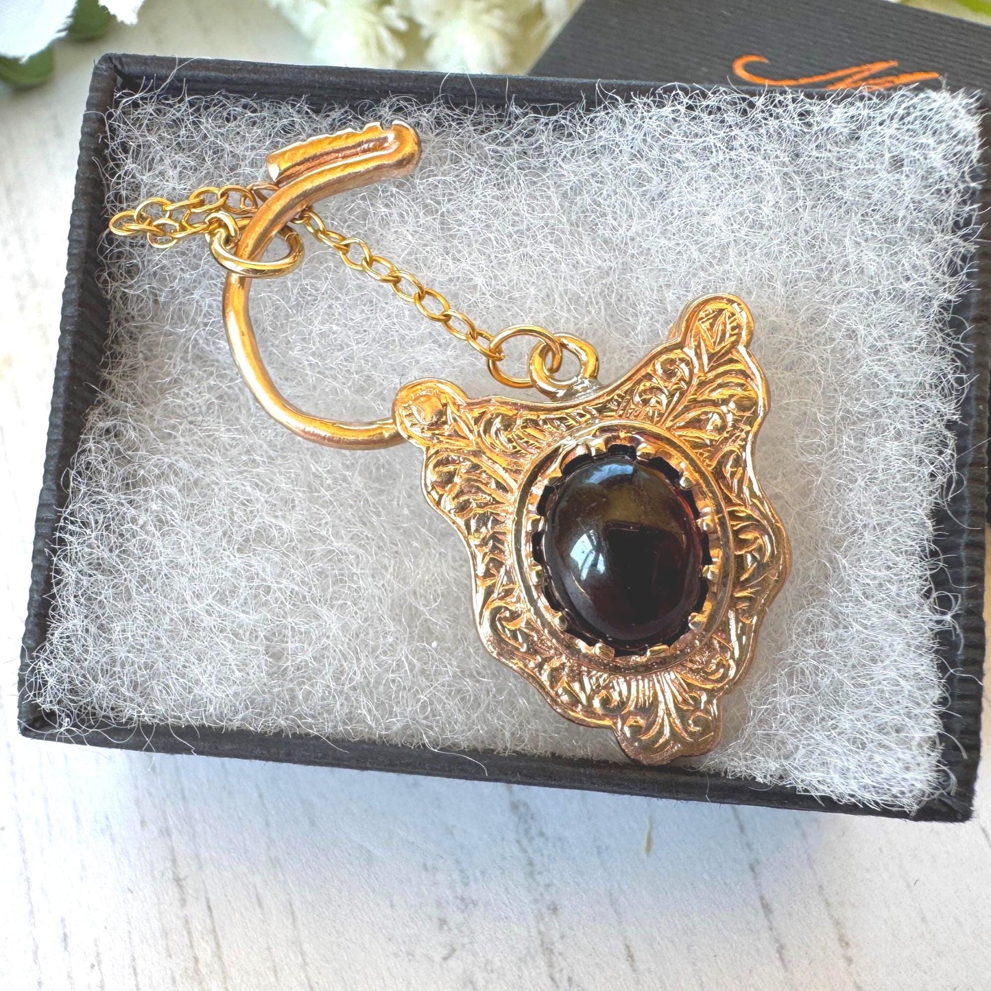 Antique Victorian Large 9ct Gold Almandine Garnet Shield Padlock Pendant/Bracelet Charm